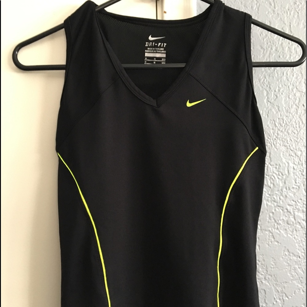 Black shirt sport woman